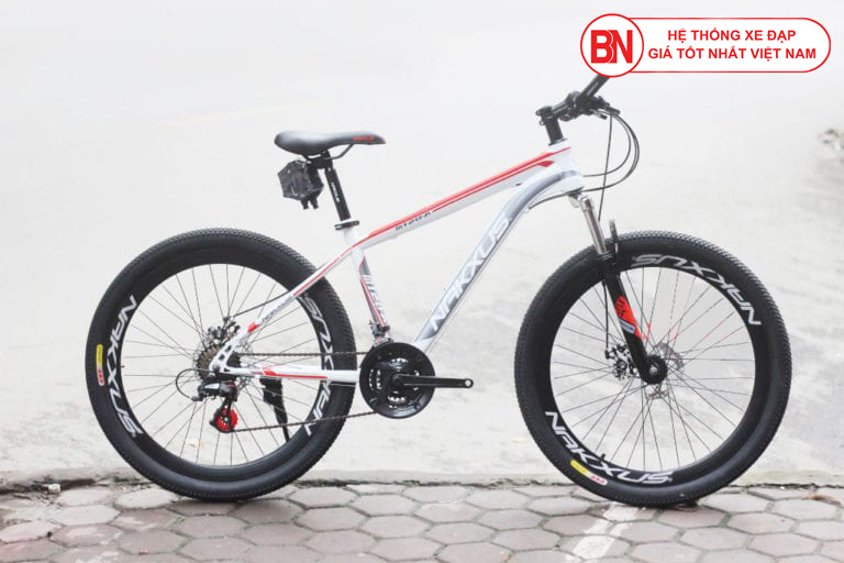 Xe đạp thể thao Nakxus MT20 màu trắng đỏ