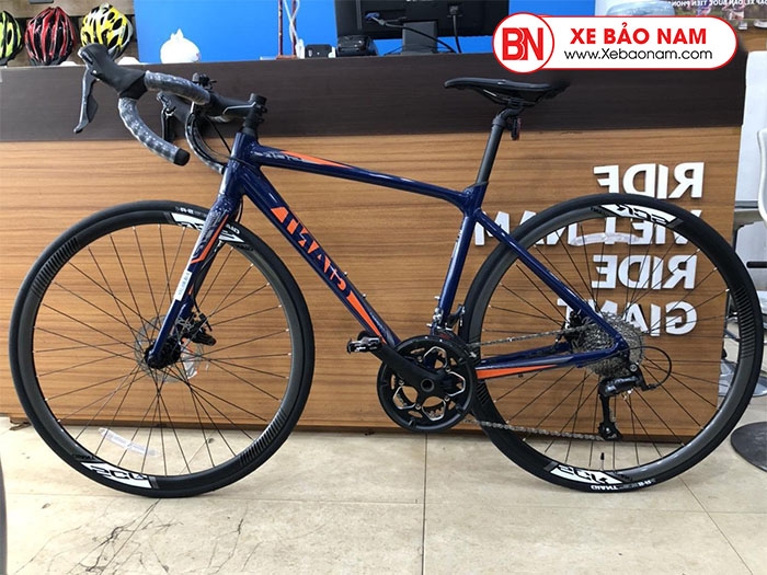 Xe đạp Giant SCR-D màu xanh
