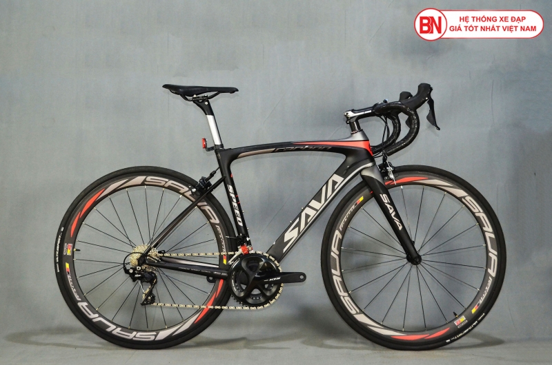 Xe đạp đua SAVA Carbon Pro6.0 màu ghi đỏ